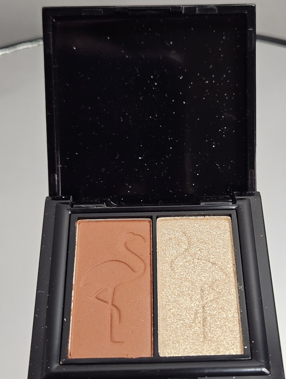Shaina B. Miami Eye Shadow Duo Soca & Bacchanal Matte & Metallic 2.1g NIB - Picture 1 of 4